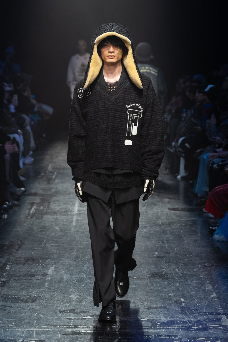 LOOK 12
