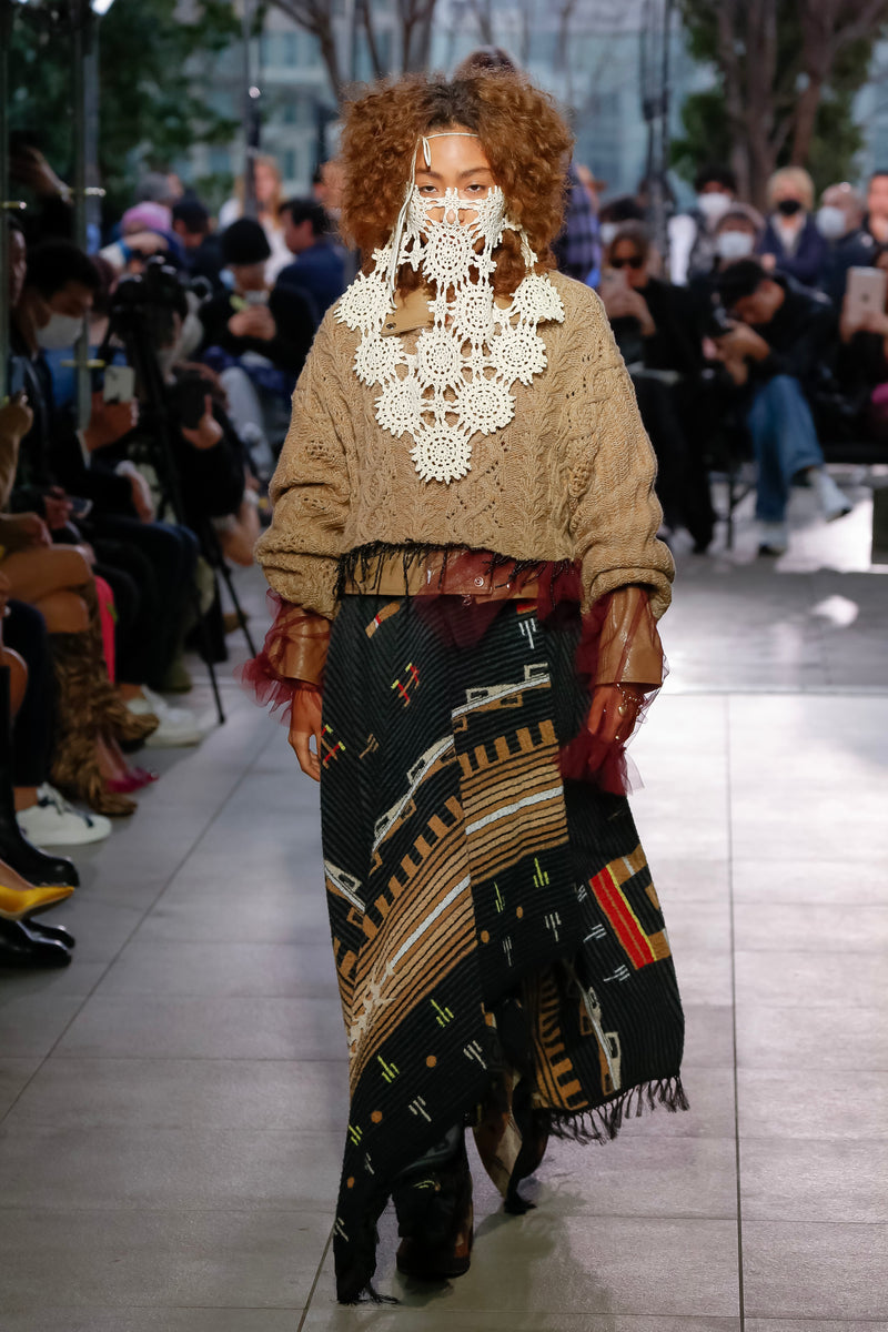 LOOK 12
