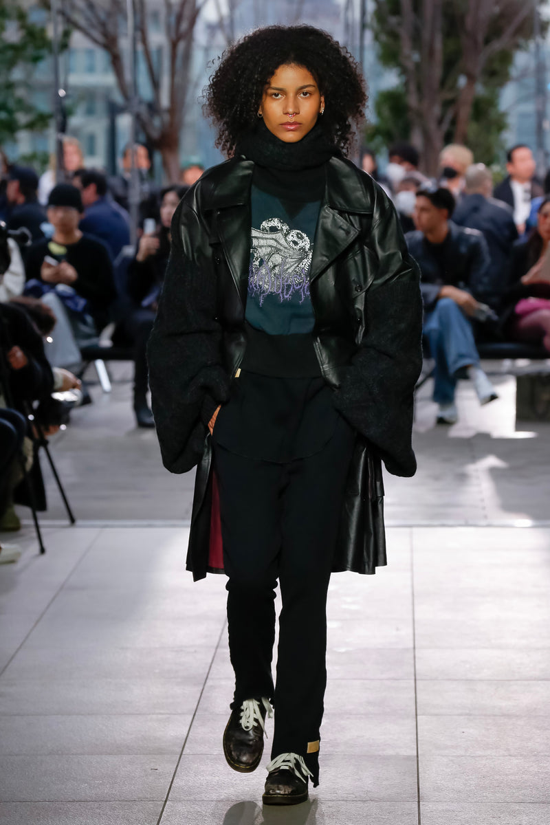 LOOK 23