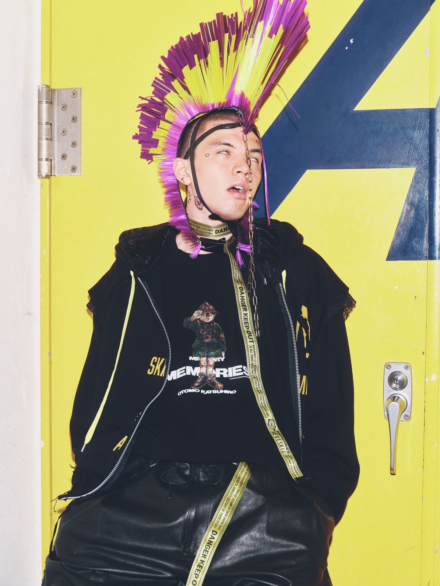 PT-SV-NRS-1011 / Track Cow Leather Shorts