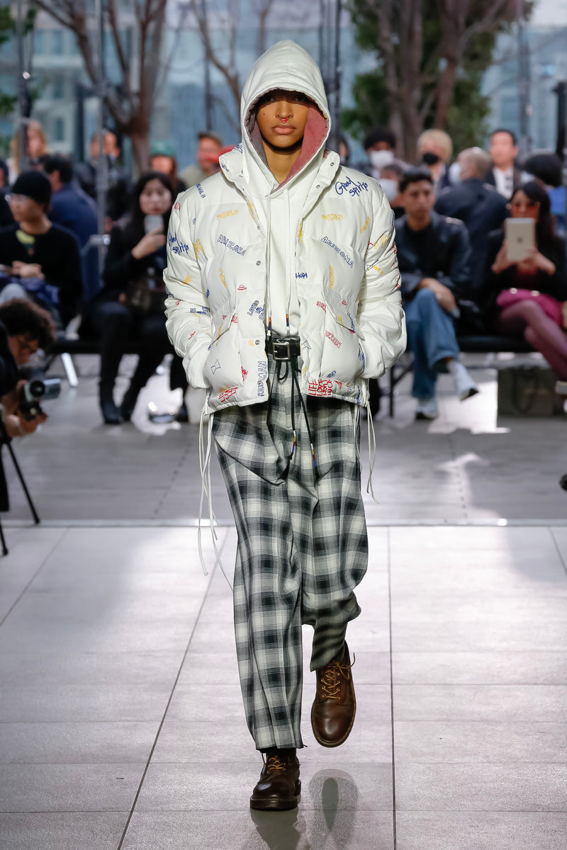 LOOK 26