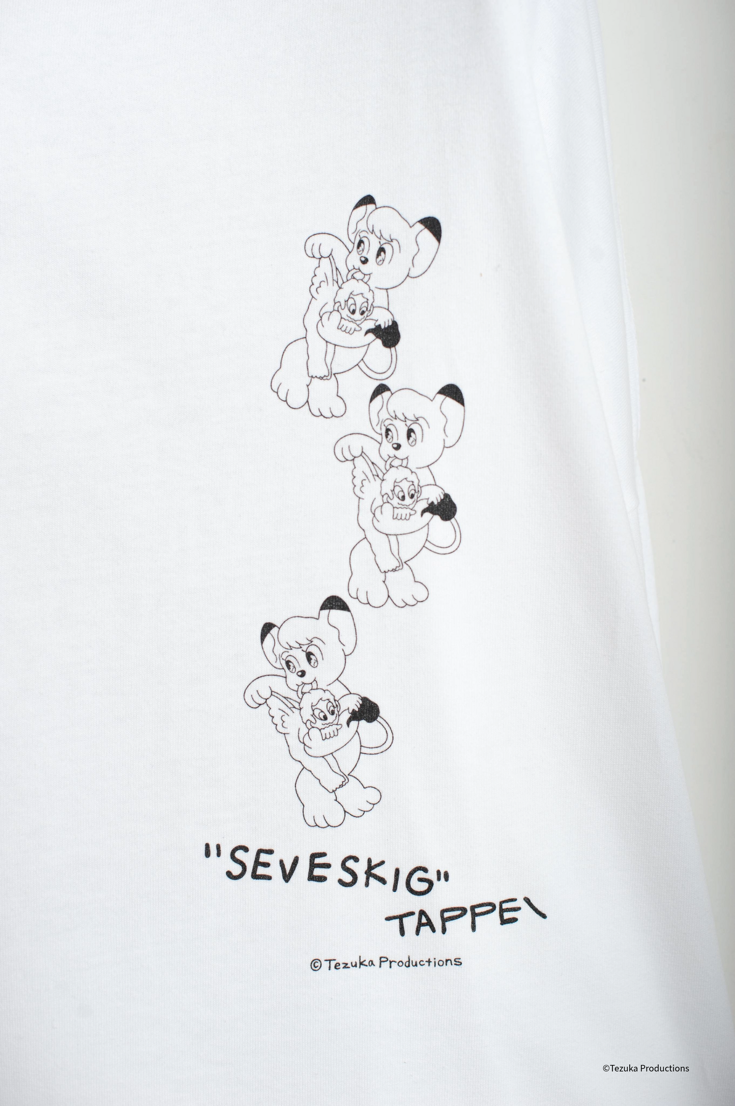 CT-JTP-NGS-1001 /TEZUKA WORLD×TAPPI L/SL Tee Ver.LEO