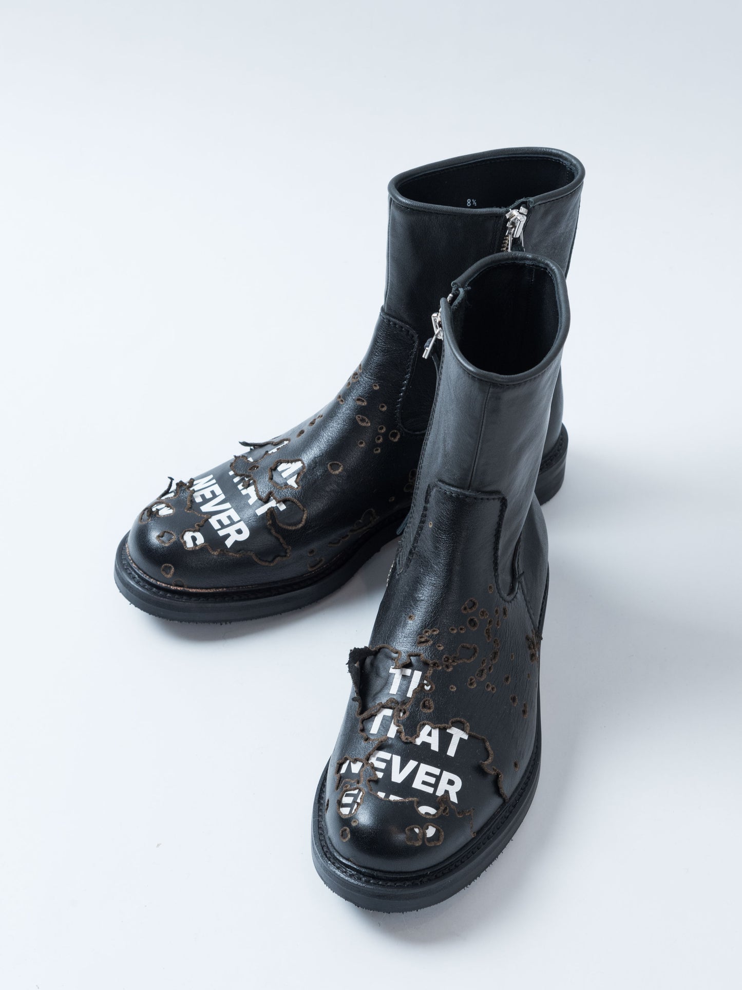 AC-SV-NYA-1007 / Damaged Side Zip Boots Version, 'TIME THAT NEVER ENDS' Collaboration KIDS LOVE GAITE
