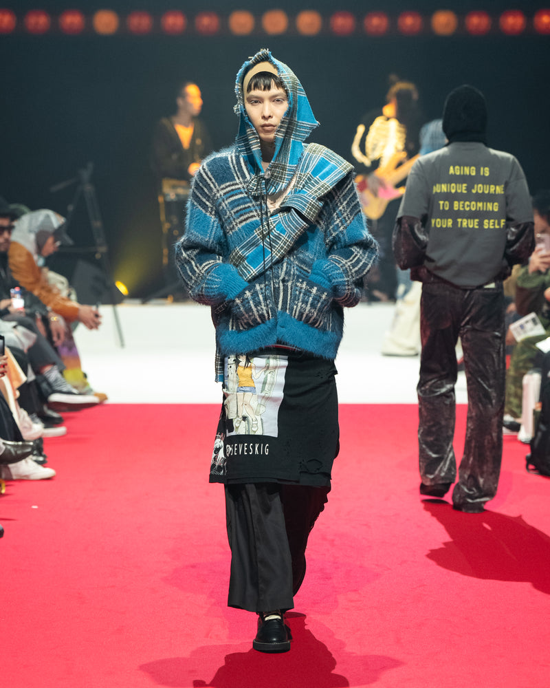 LOOK 7