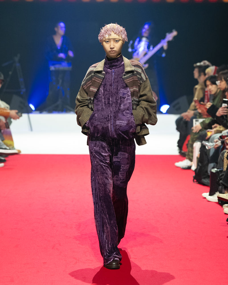 LOOK 23
