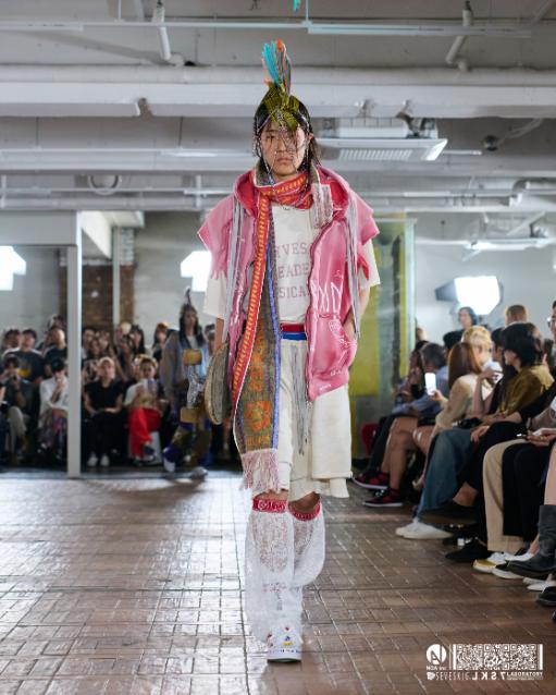 LOOK 15