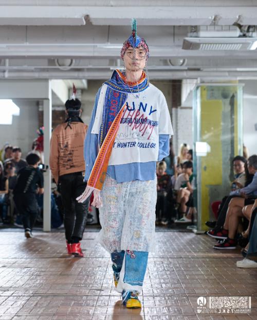 LOOK 11