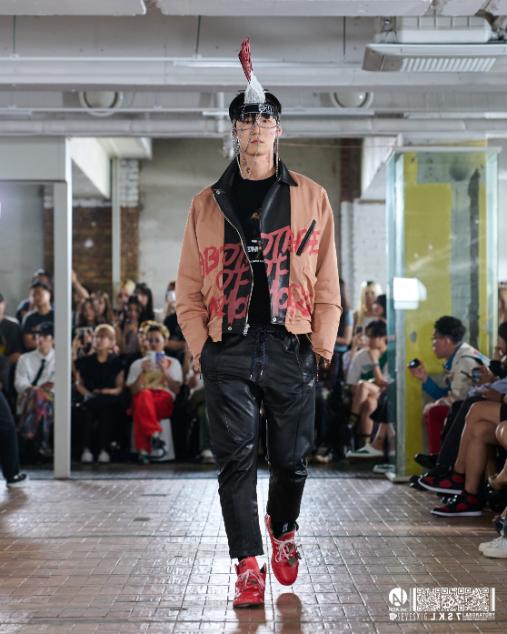 LOOK 9