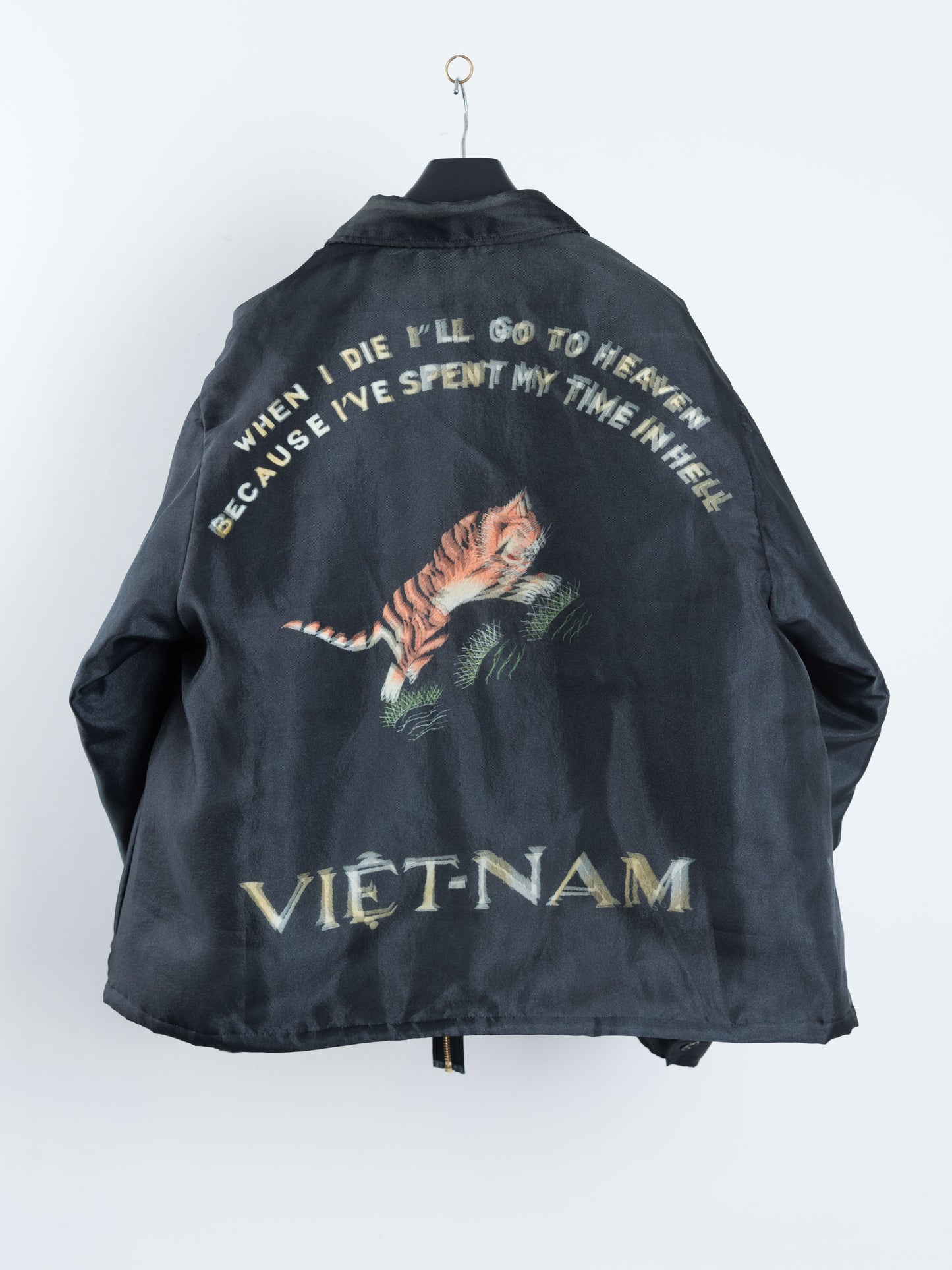 JK-SV-NYA-1006 / Wriggling Souvenir Jacket Ver, TOLQ