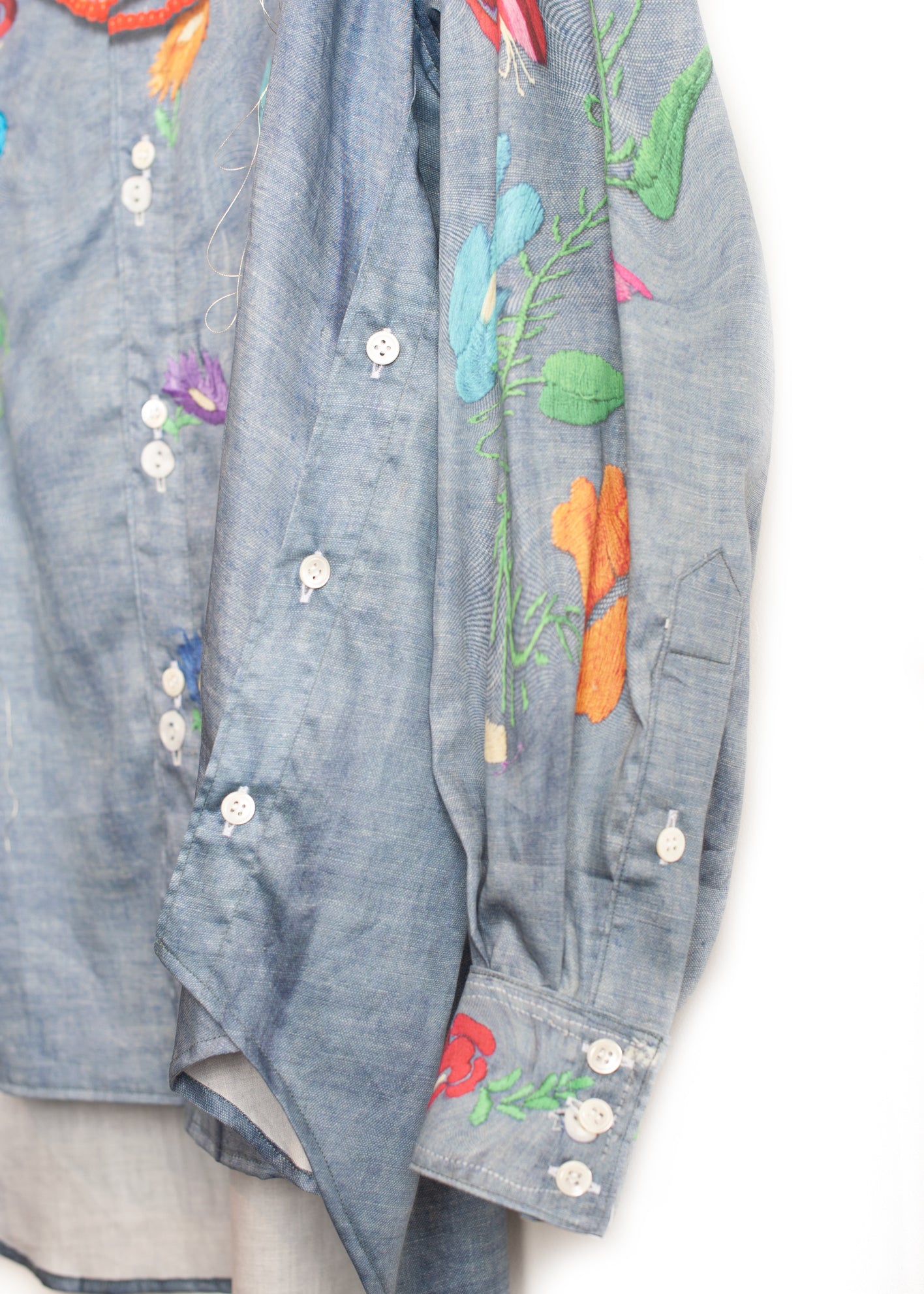 SH-SV-NGS-1009 / Floral Embroidery Chambray Shirt Ver, TOLQ