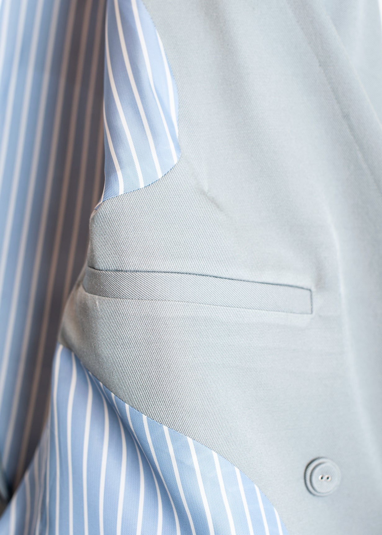 JK-SV-NGS-1003 / Wool Silk Double-Breasted Jacket