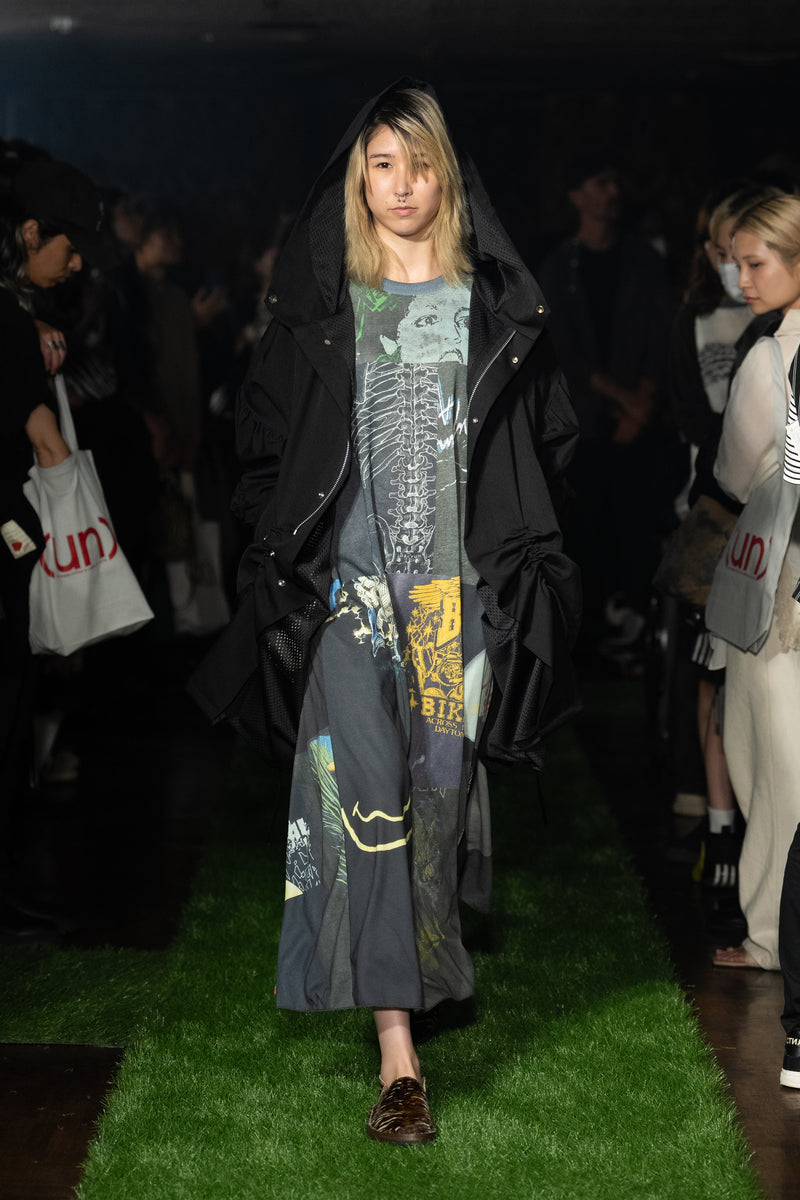 LOOK 22