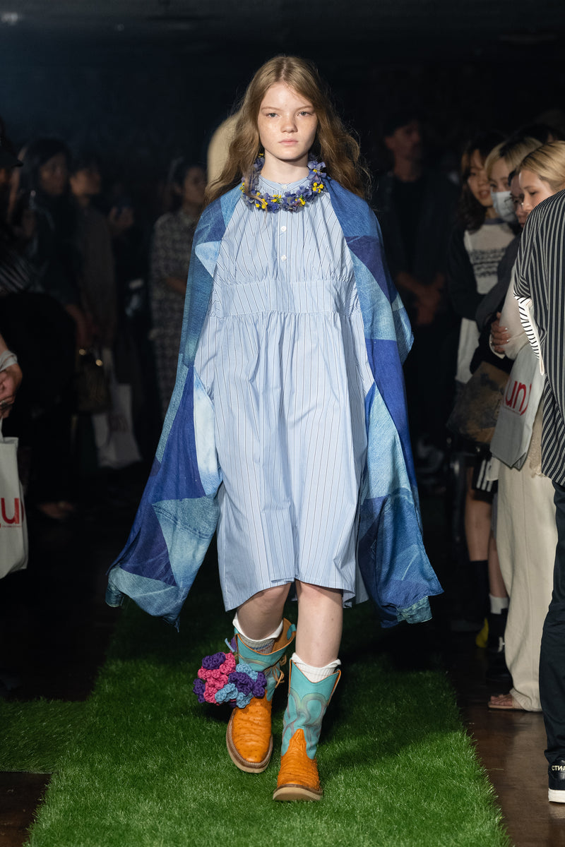 LOOK 18