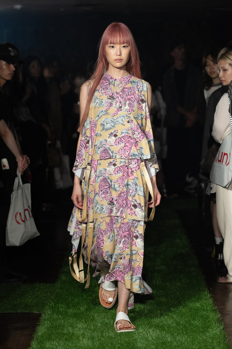 LOOK 27