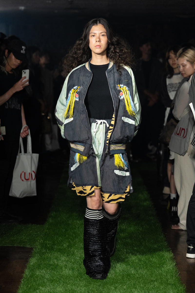 LOOK 23