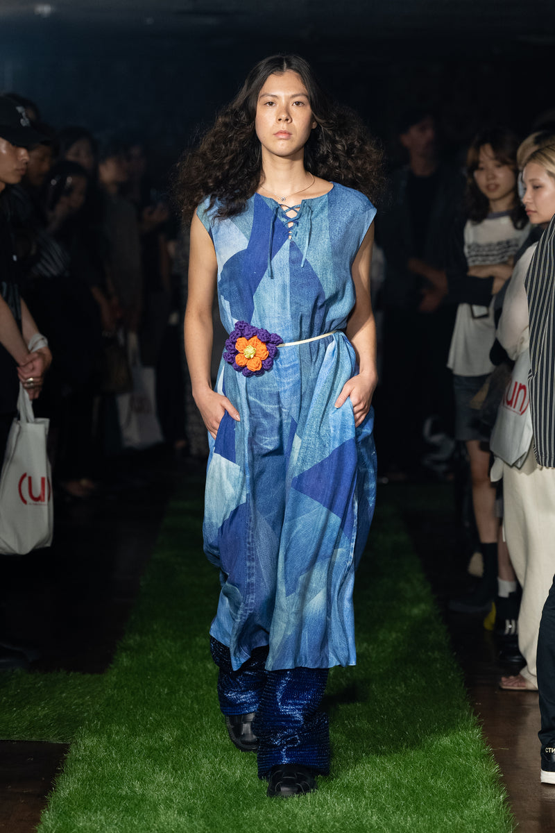 LOOK 8