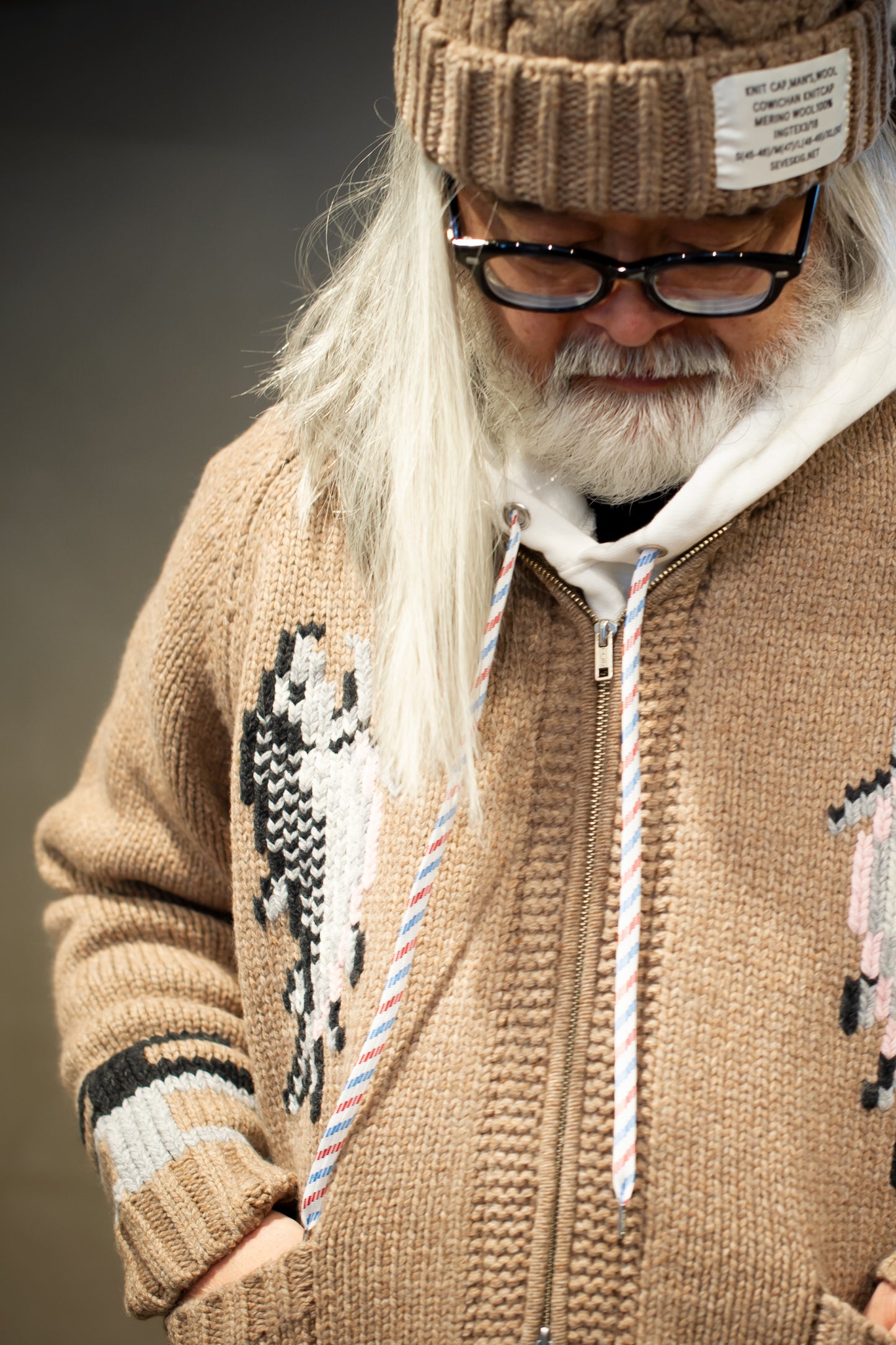 AC-SV-IA-1001:COWICHAN KNIT CAP