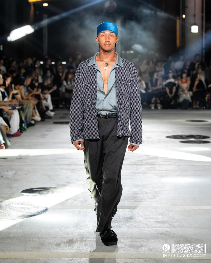 LOOK 4