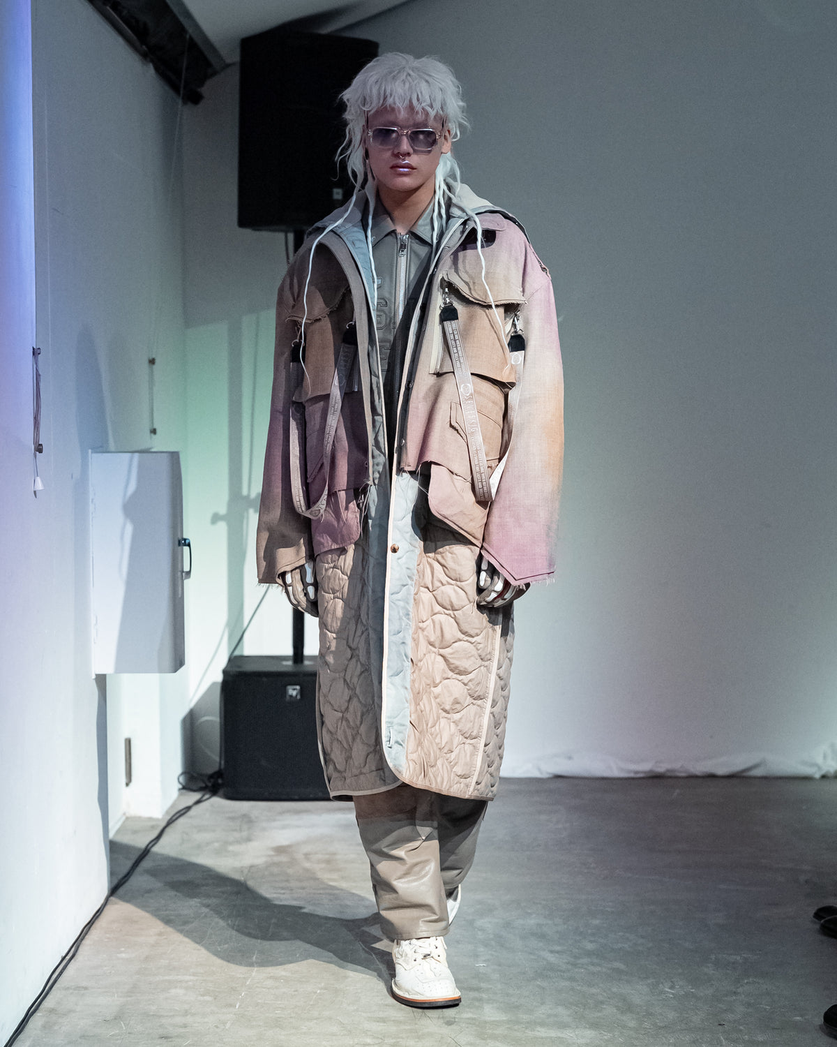 LOOK 10
