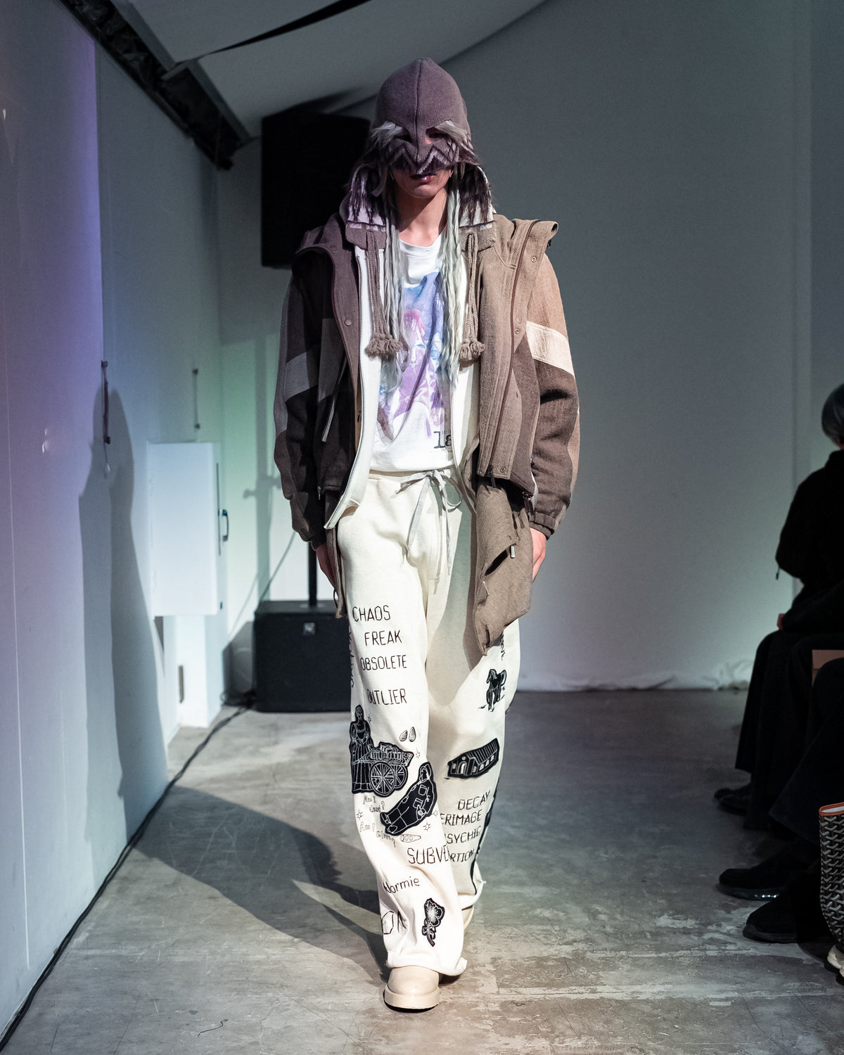 LOOK 15