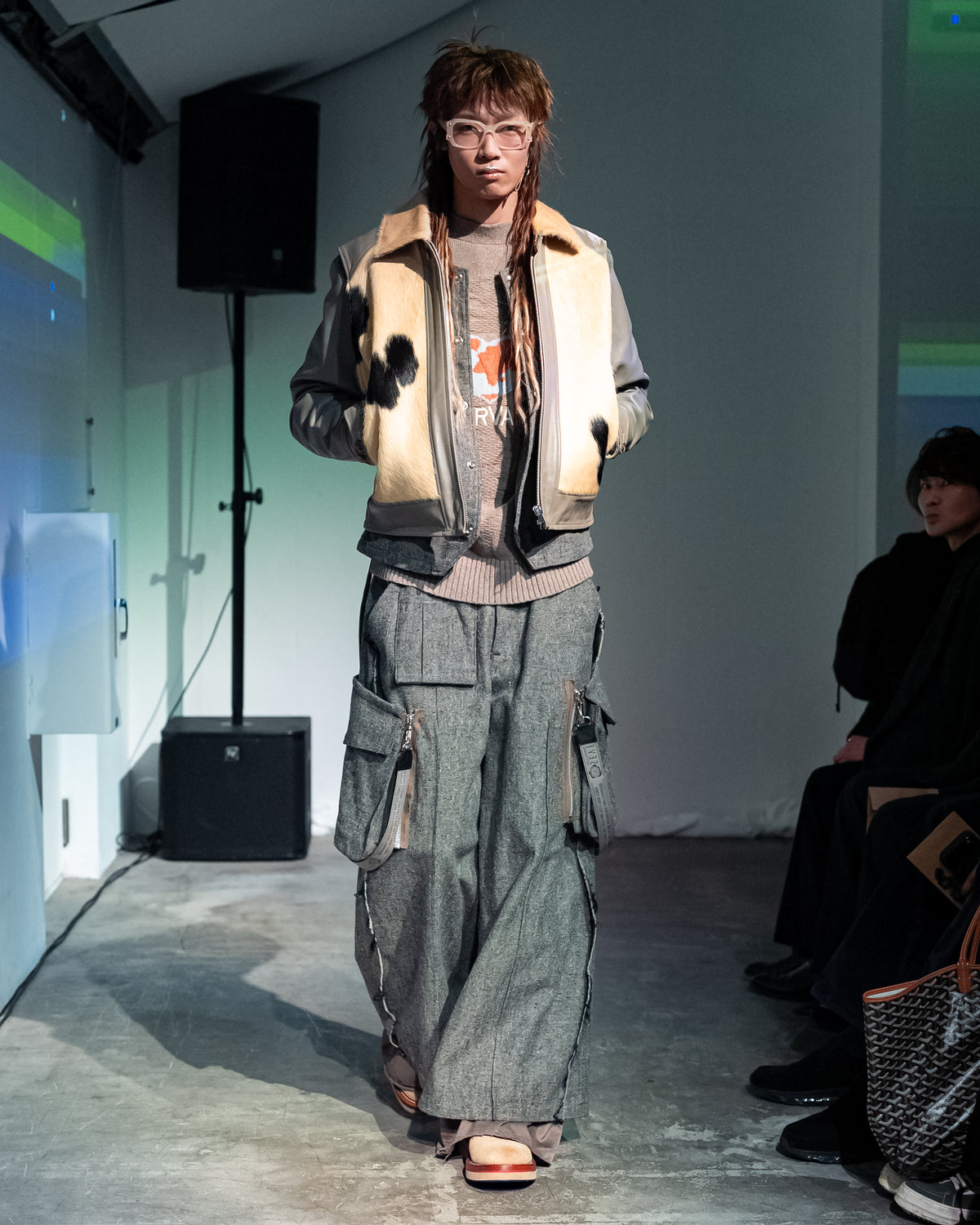 LOOK 30