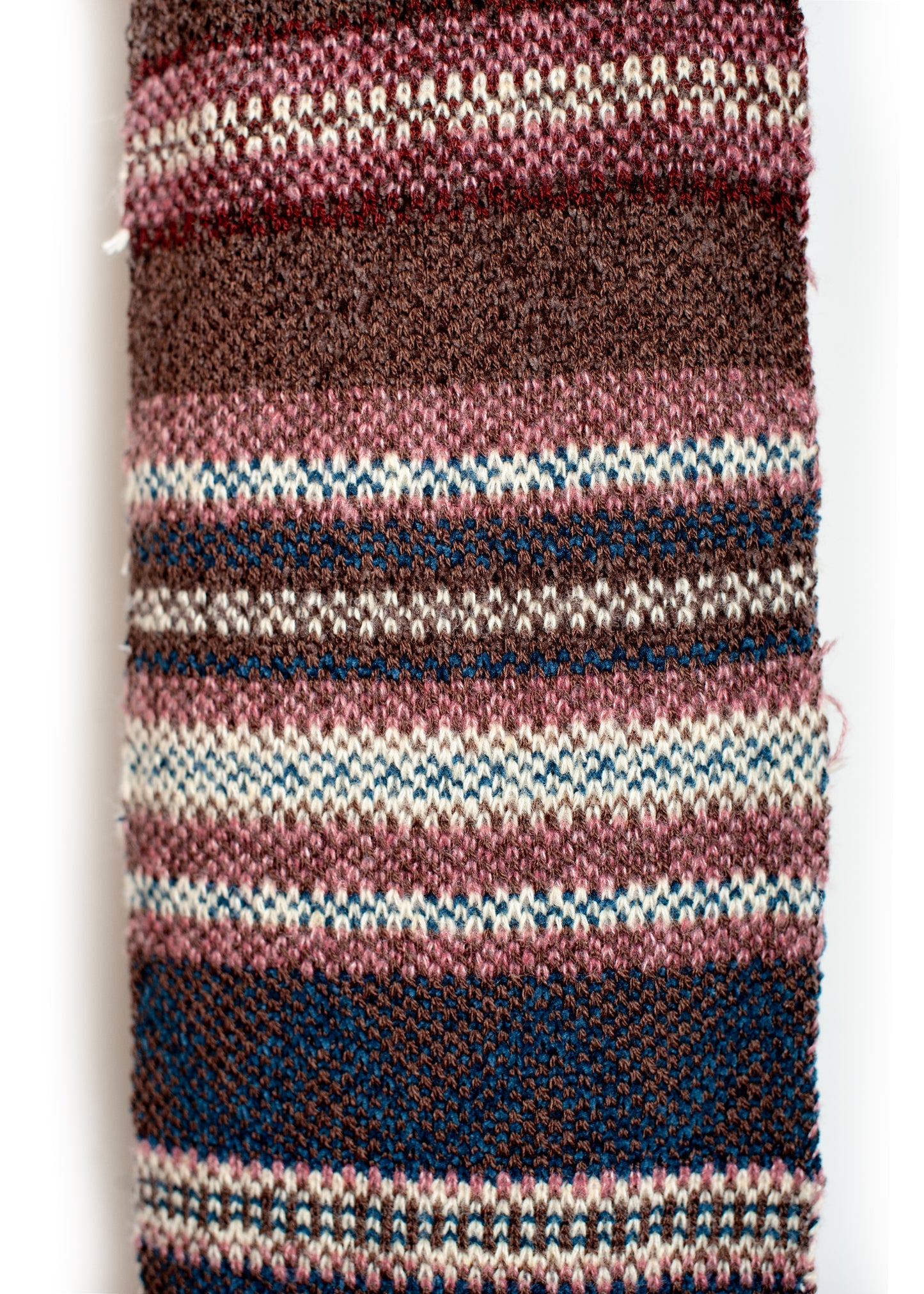 AC-SV-NGA-1007 / Frosted Isle Knit Long Scarf Hoodie