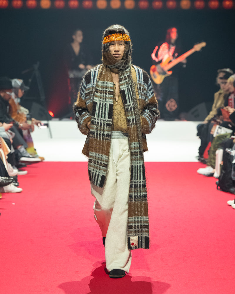 LOOK 9