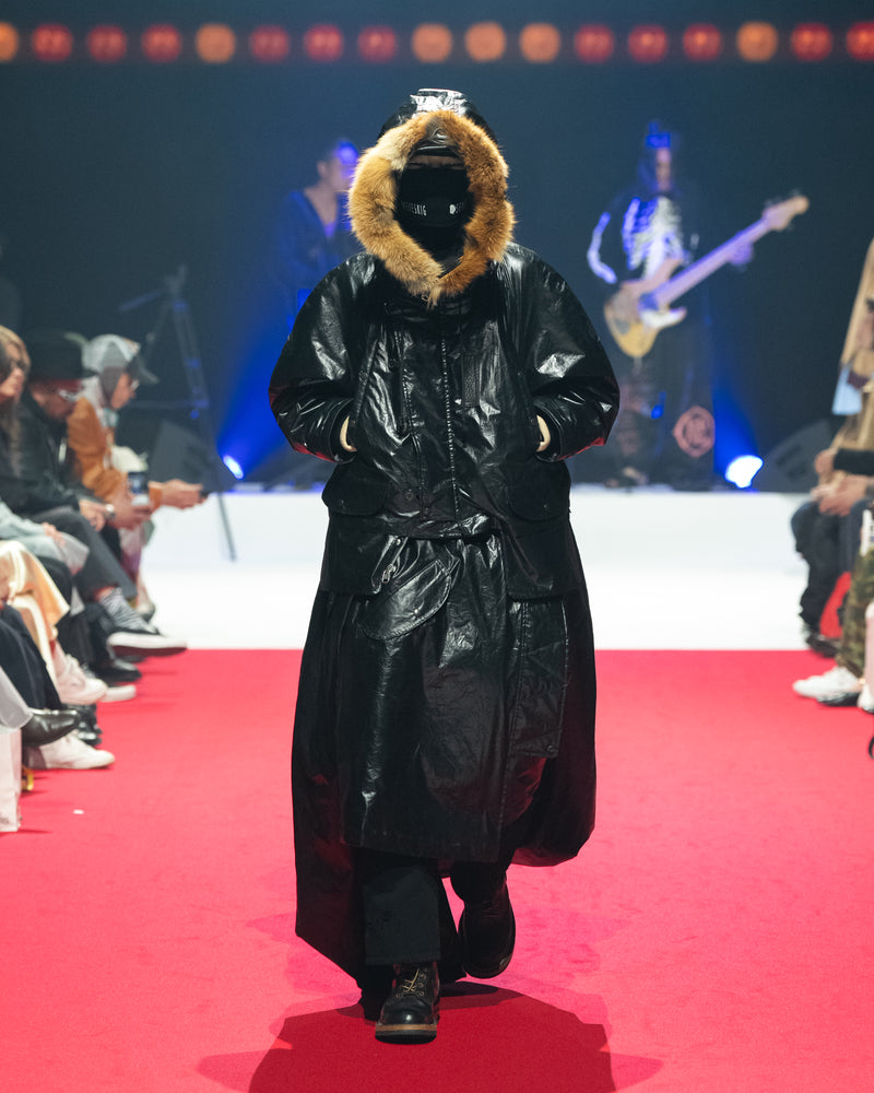 LOOK 19