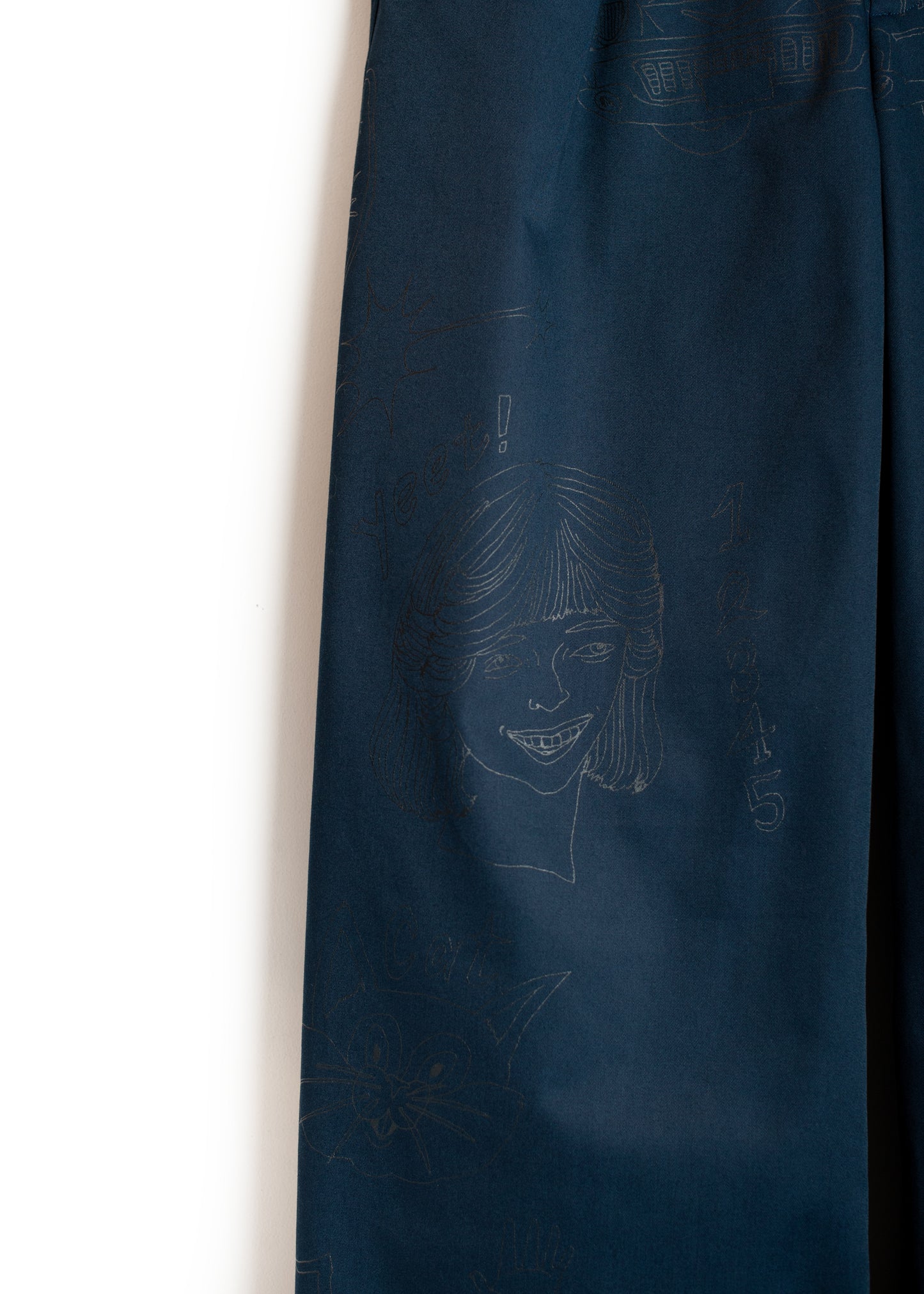 PT-SV-NGA-1011/Doodle Shift Wide Chinos