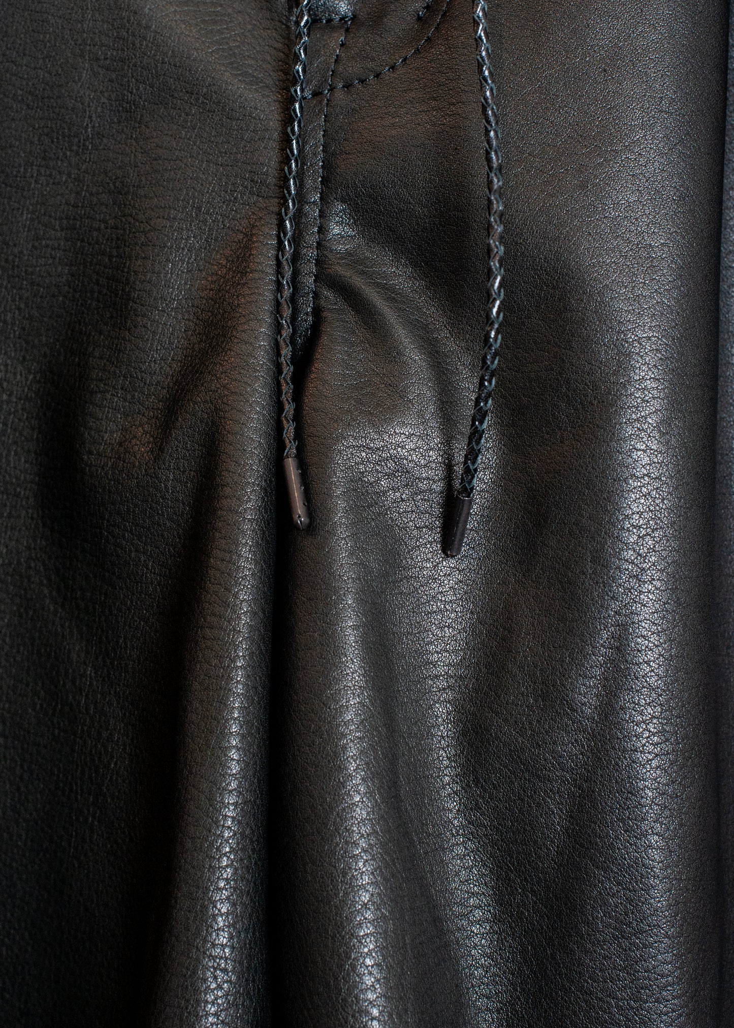 PT-SV-NRS-1011 / Track Cow Leather Shorts