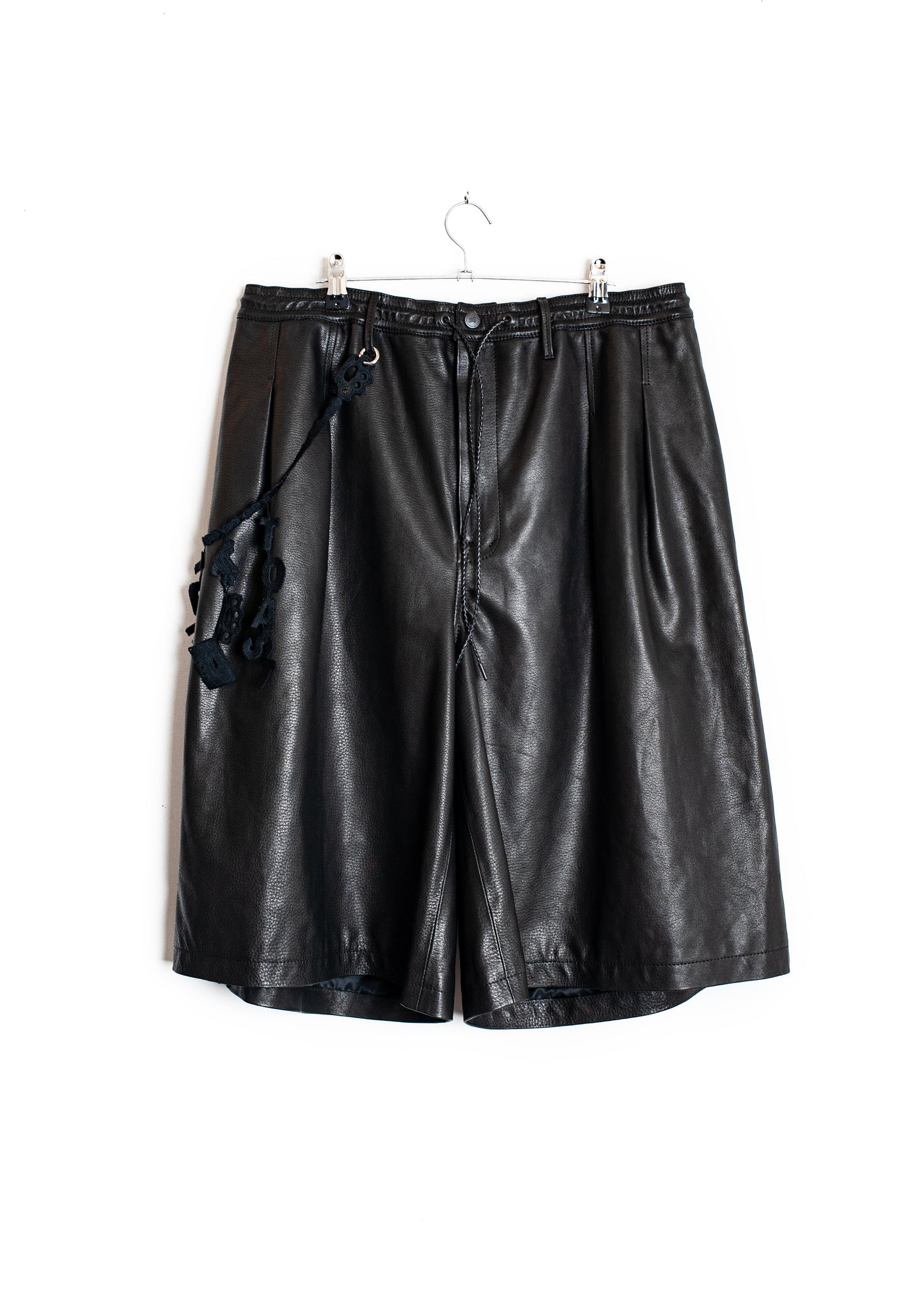 PT-SV-NRS-1011 / Track Cow Leather Shorts