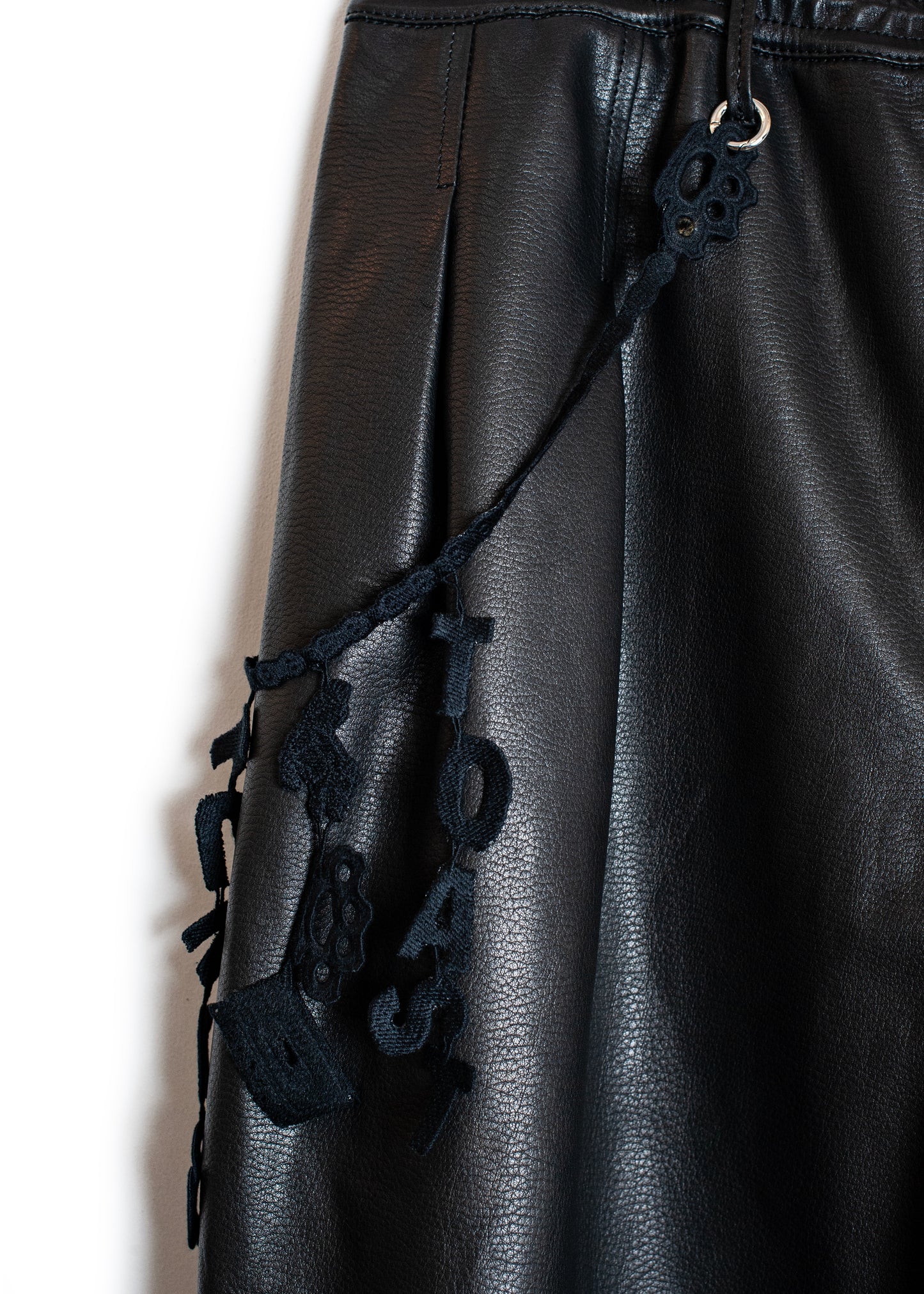 PT-SV-NRS-1011 / Track Cow Leather Shorts