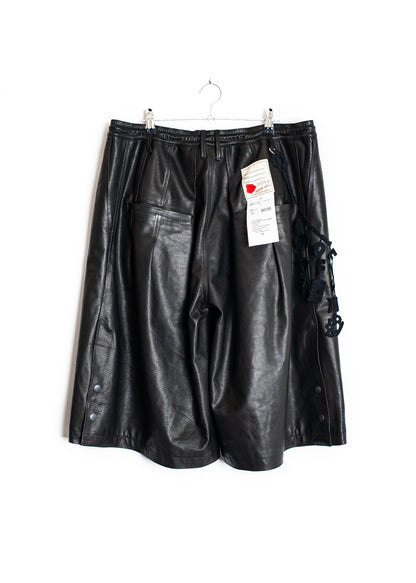PT-SV-NRS-1011 / Track Cow Leather Shorts