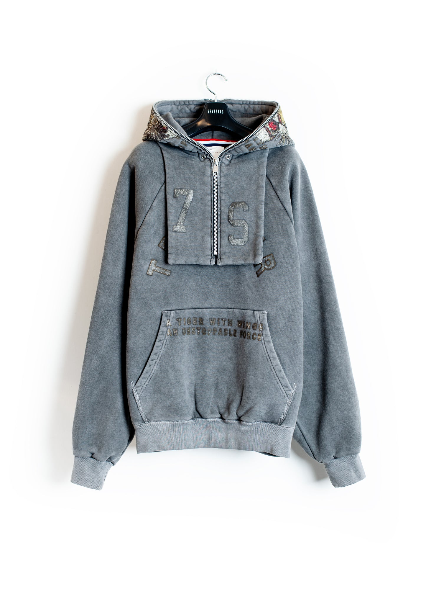 SW-SV-NGA-1004/Tiger Ascend Hoodie