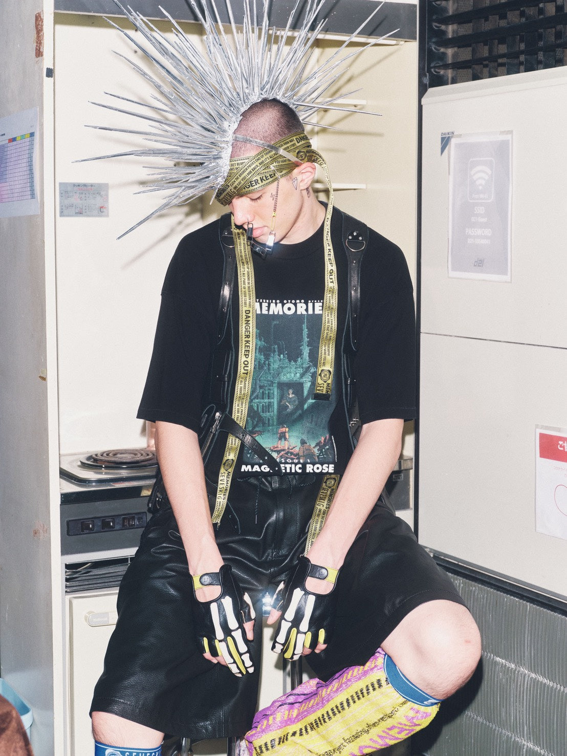 CT-SV-NRS-1007/MEMORIES "MAGNETIC ROSE" S/SL Tee